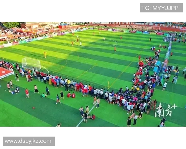 全民热潮用足球球星经典姿势点燃运动激情与创意表达